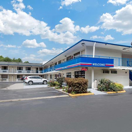 Rodeway Inn Winston Salem Route 52 Esterno foto