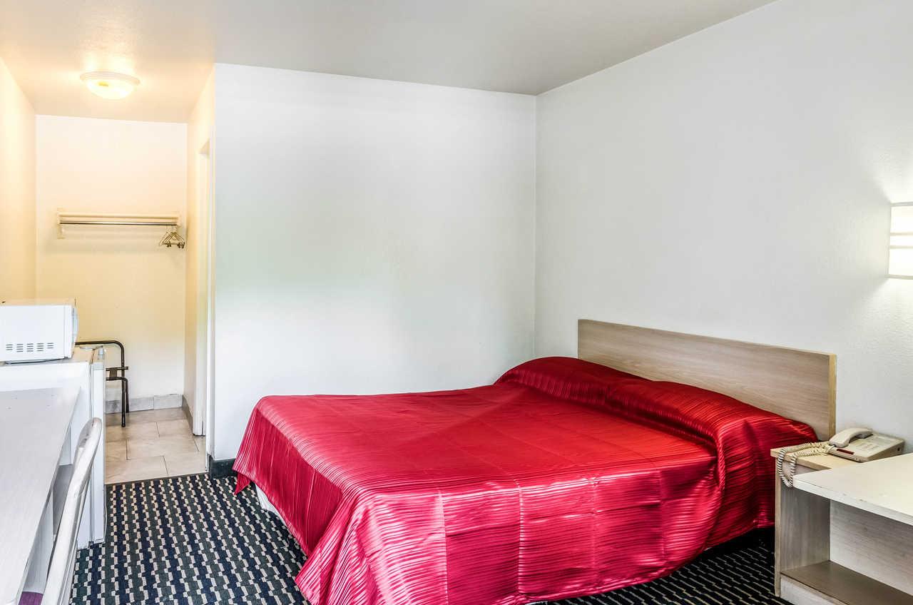 Rodeway Inn Winston Salem Route 52 Esterno foto