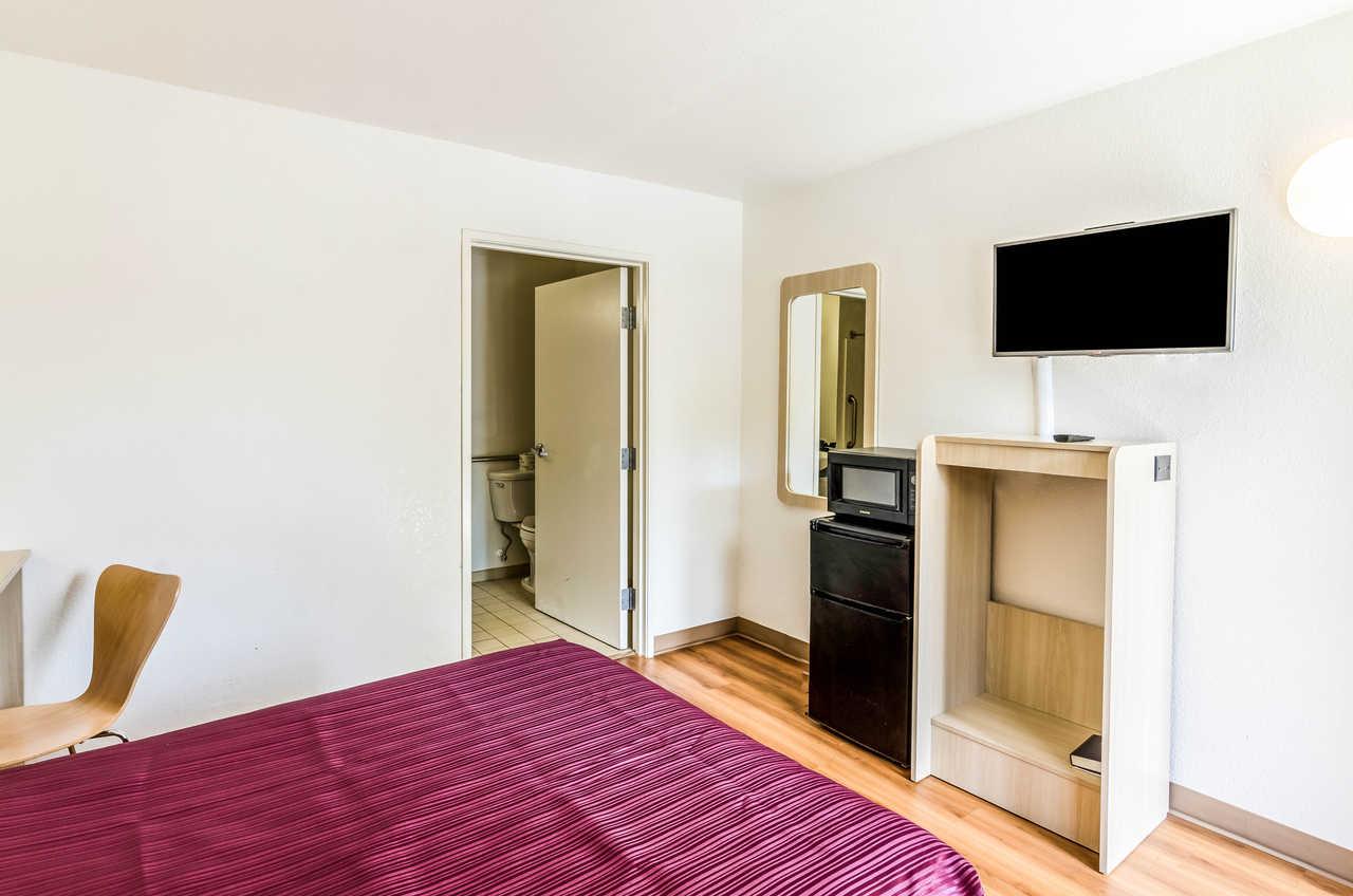 Rodeway Inn Winston Salem Route 52 Esterno foto