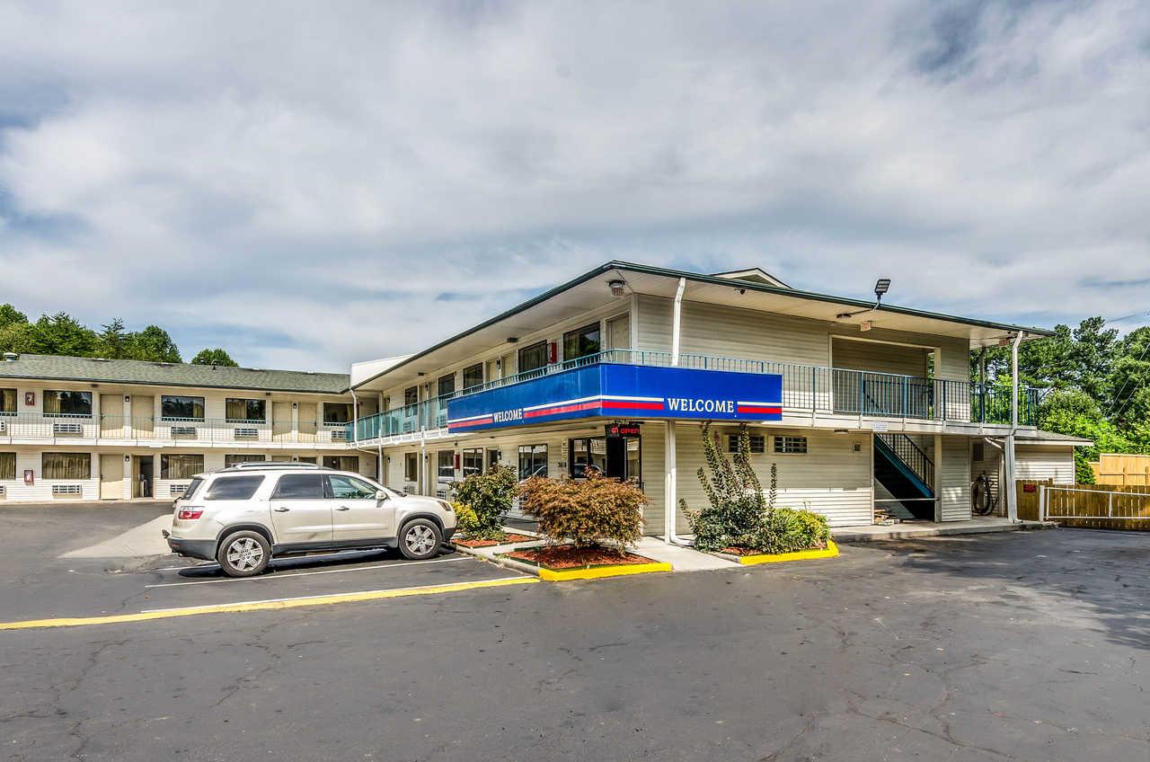 Rodeway Inn Winston Salem Route 52 Esterno foto