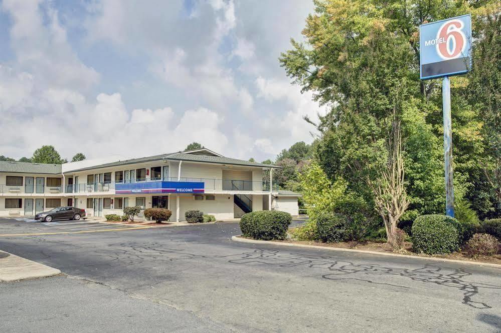 Rodeway Inn Winston Salem Route 52 Esterno foto